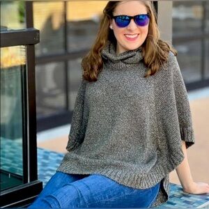 Cabi Shimmer Sweater Poncho With Detached Matching Infinity Scarf Style 4247